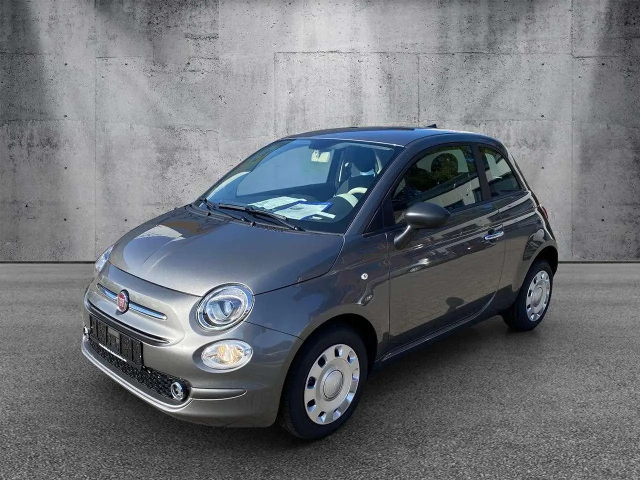 Photo 1 : Fiat 500 2023 Essence