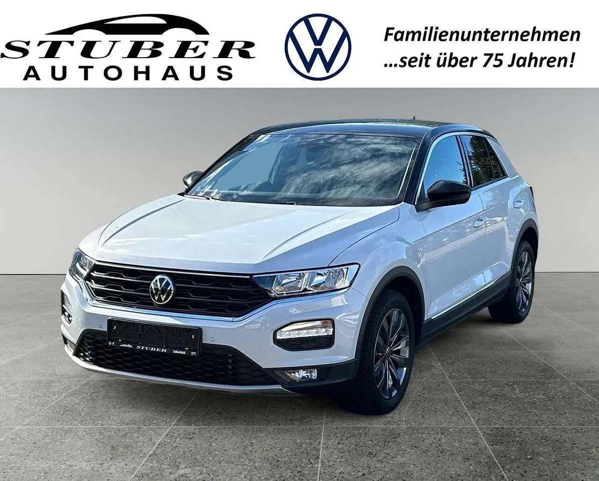 Photo 1 : Volkswagen T-roc 2021 Essence