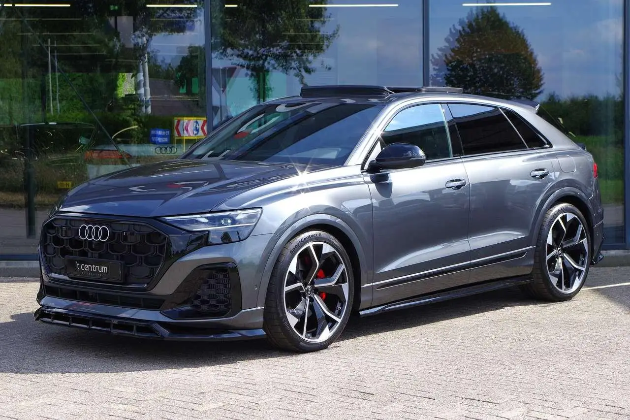 Photo 1 : Audi Q8 2024 Hybrid