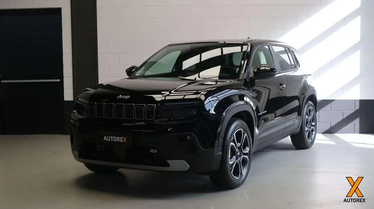 Photo 1 : Jeep Avenger 2024 Petrol