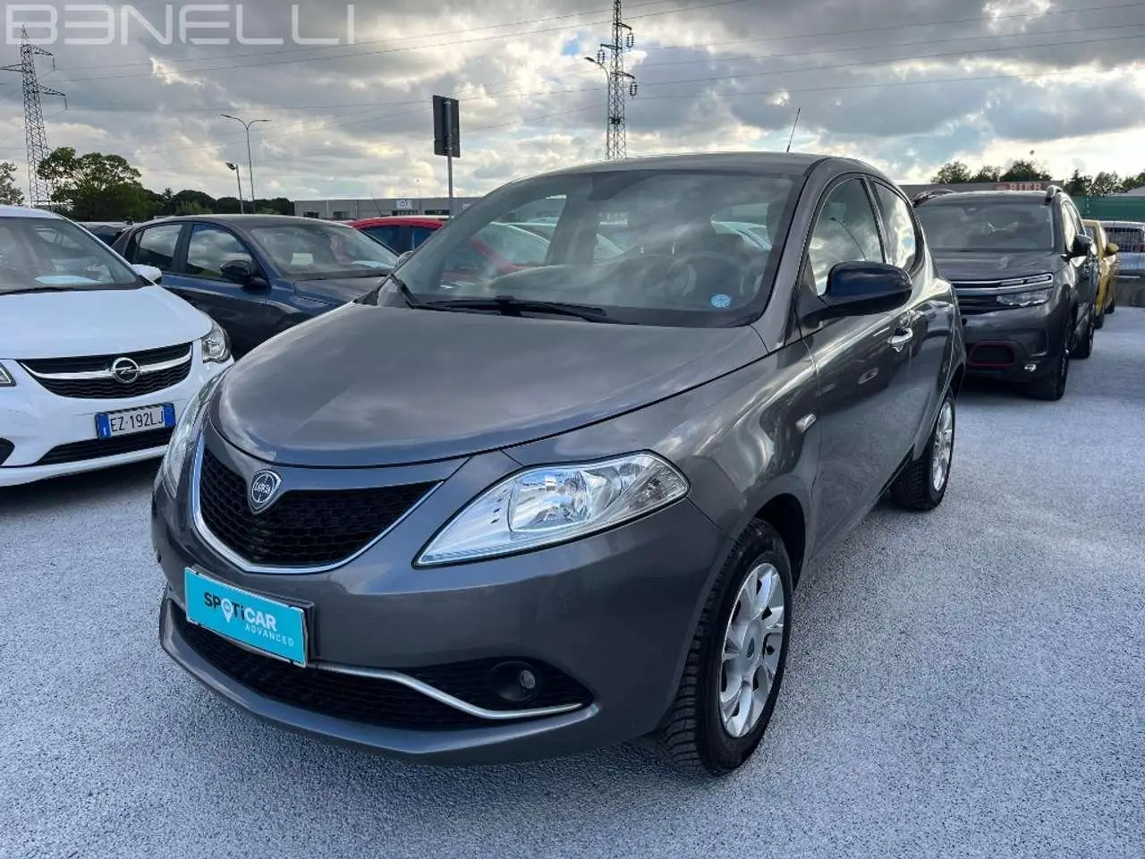 Photo 1 : Lancia Ypsilon 2015 Petrol