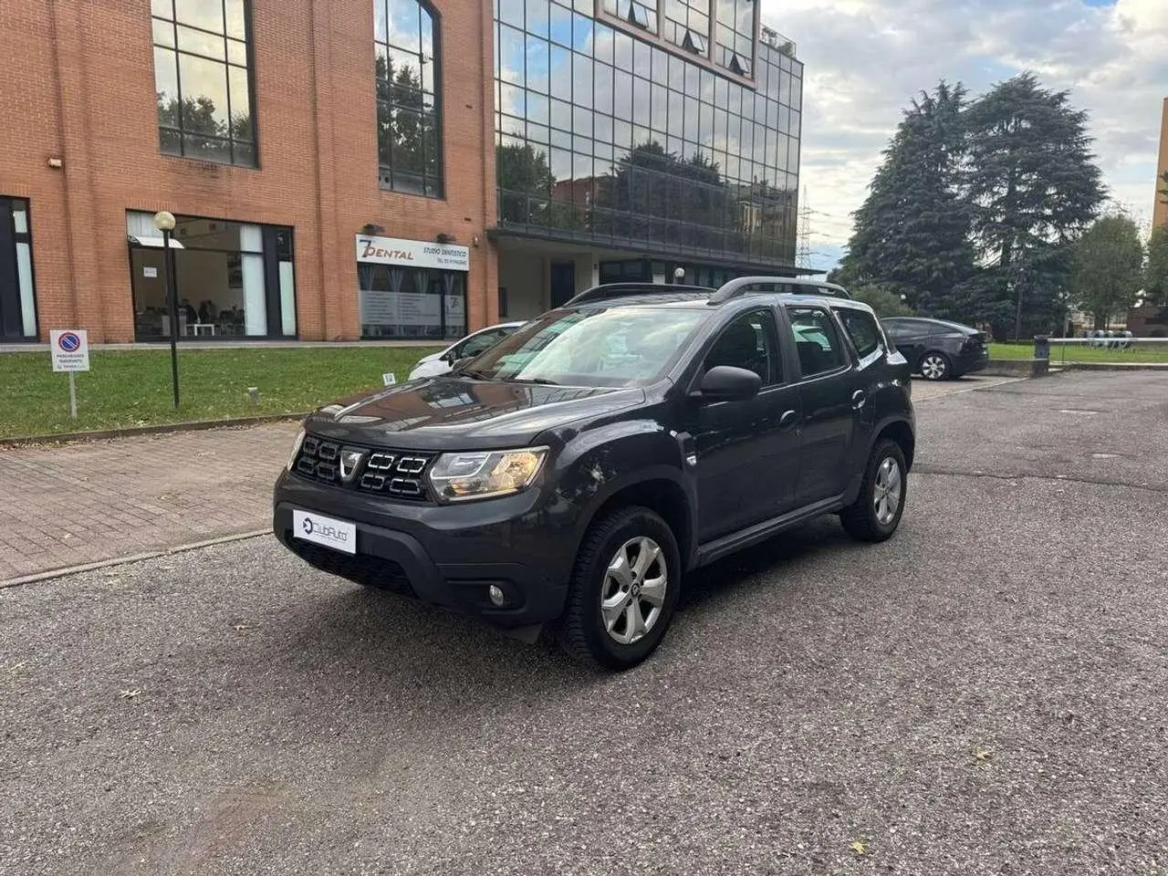 Photo 1 : Dacia Duster 2021 LPG