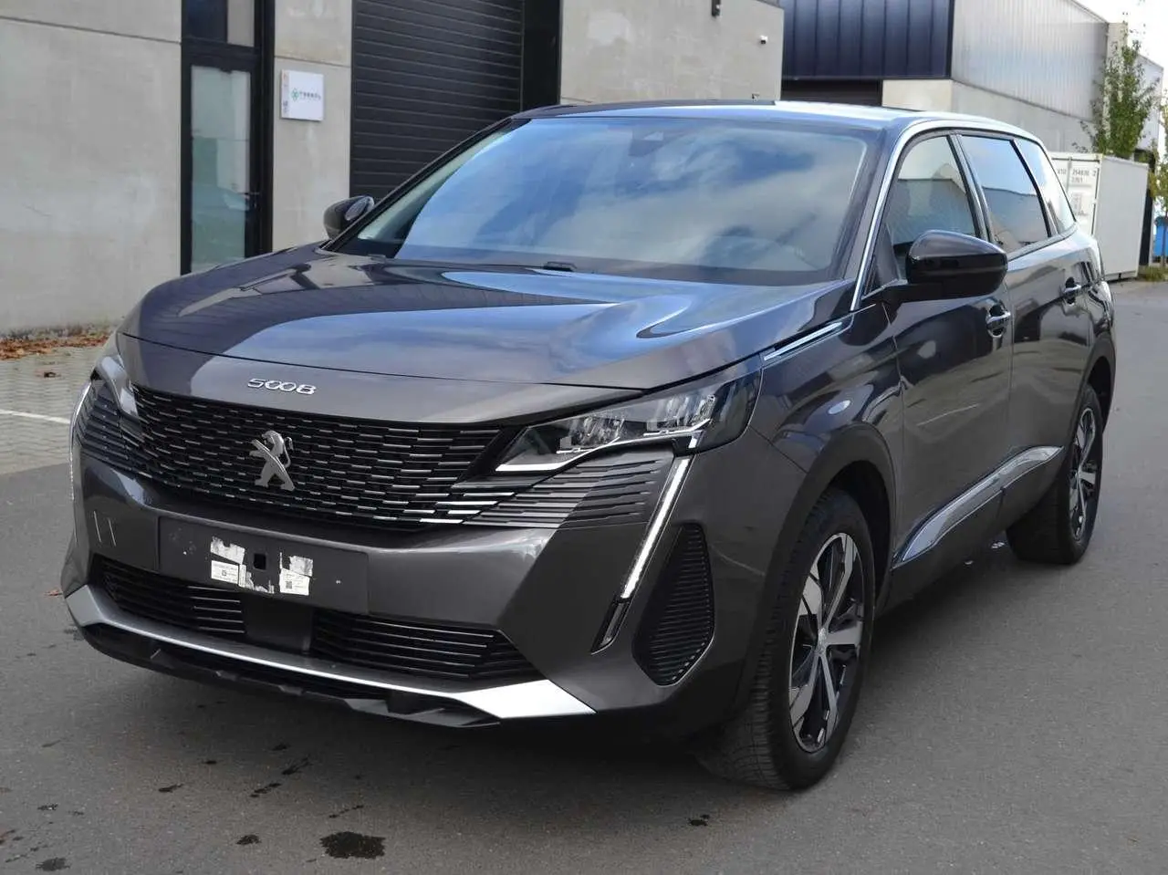 Photo 1 : Peugeot 5008 2023 Petrol