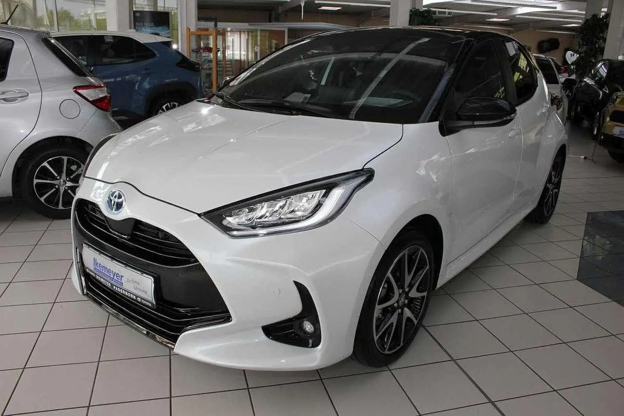 Photo 1 : Toyota Yaris 2021 Hybride