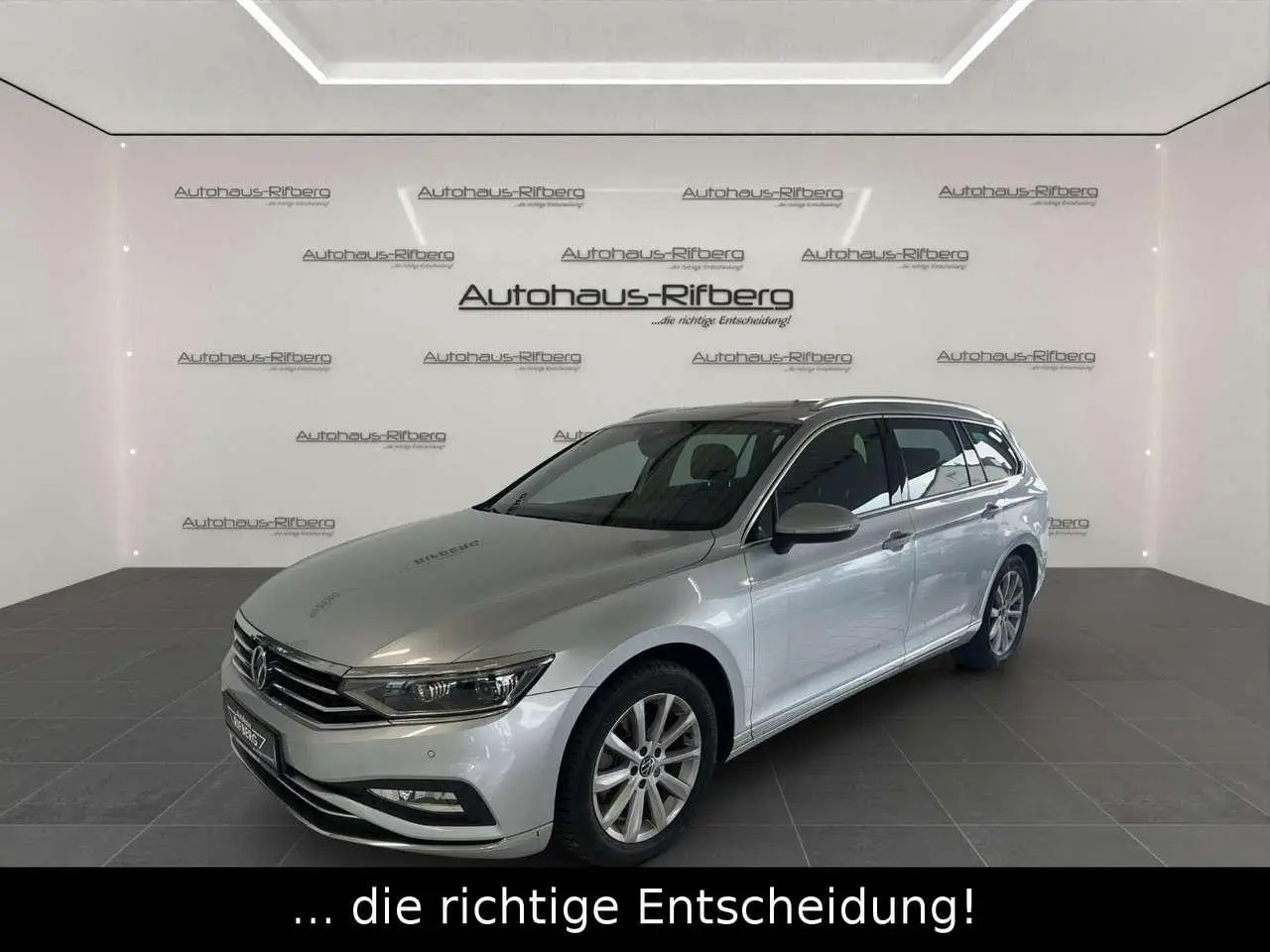 Photo 1 : Volkswagen Passat 2023 Diesel