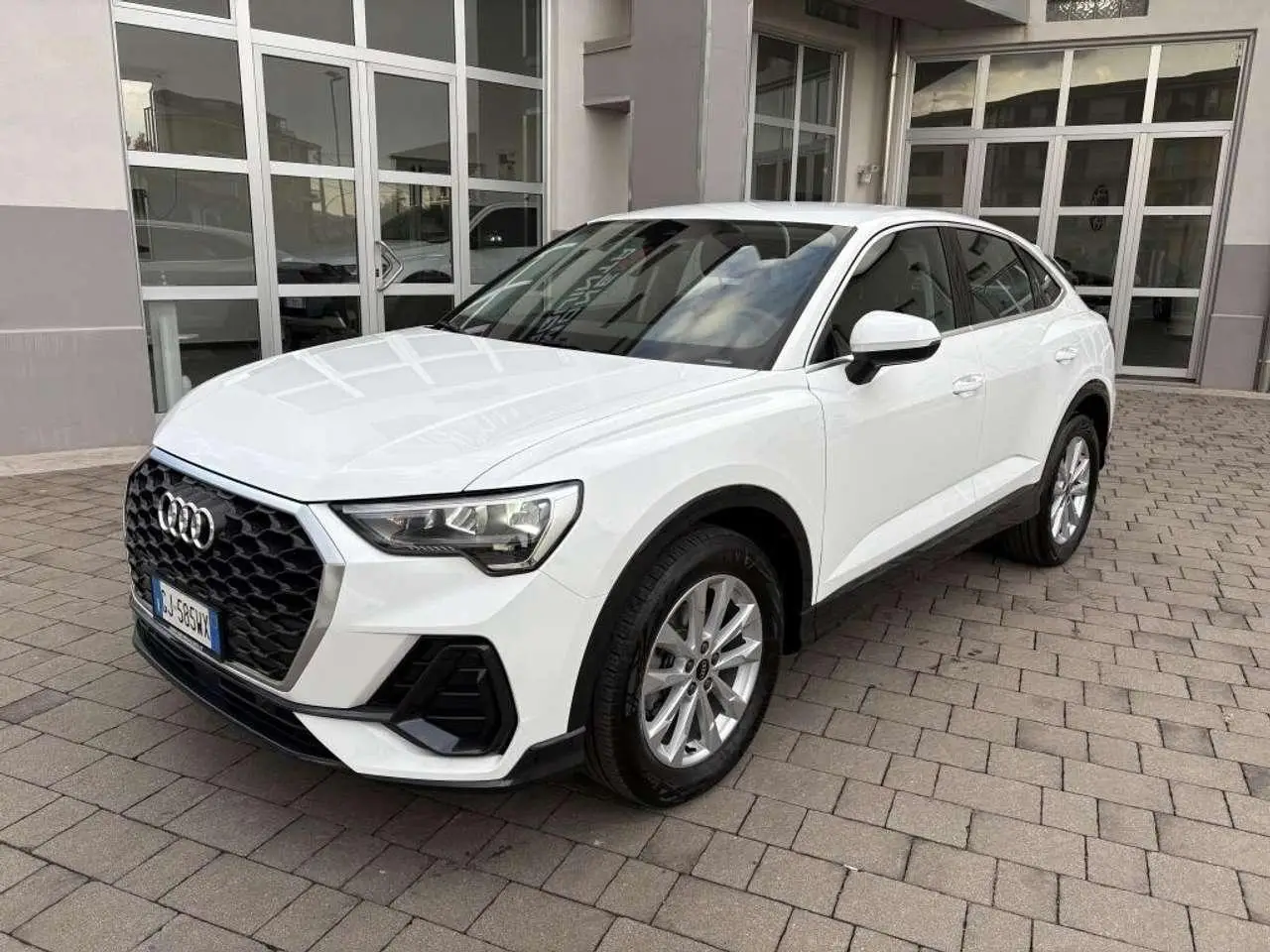 Photo 1 : Audi Q3 2022 Diesel