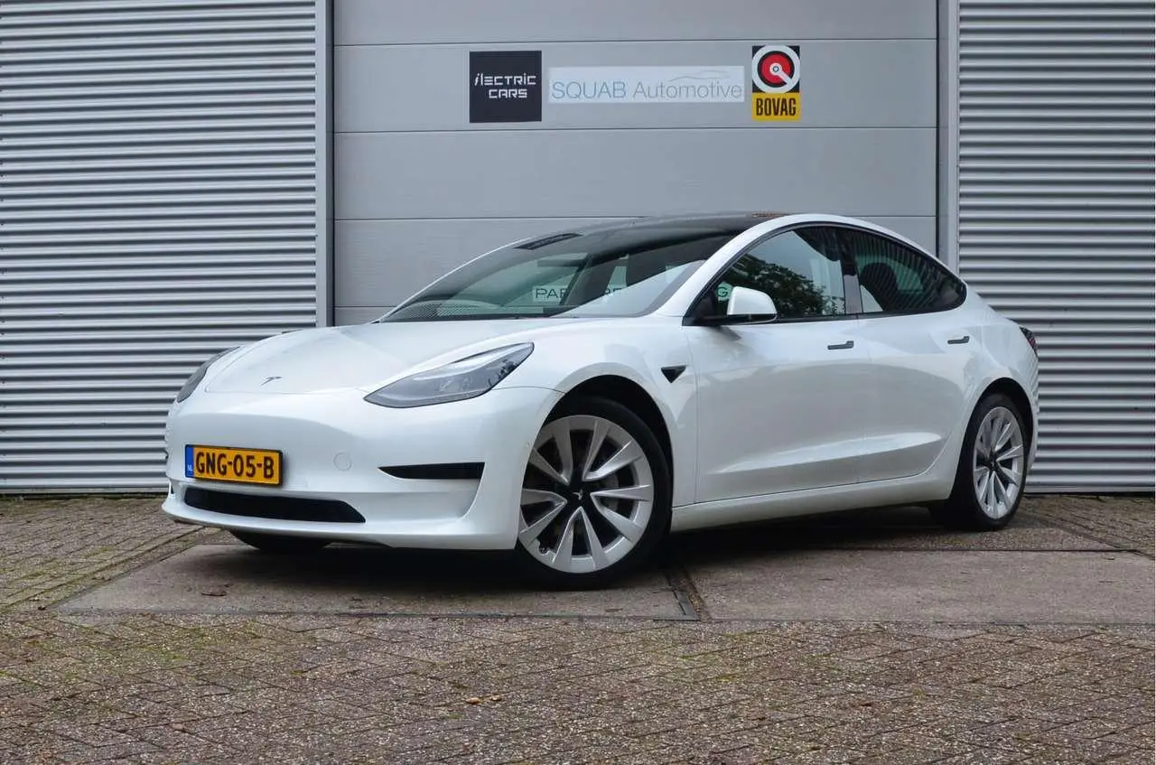 Photo 1 : Tesla Model 3 2021 Electric