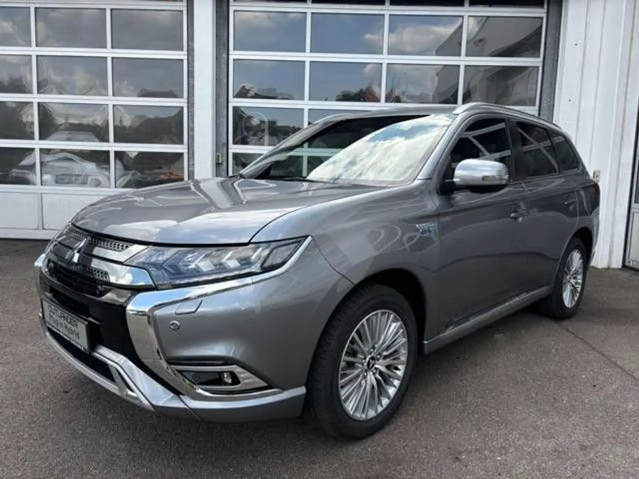 Photo 1 : Mitsubishi Outlander 2018 Hybride