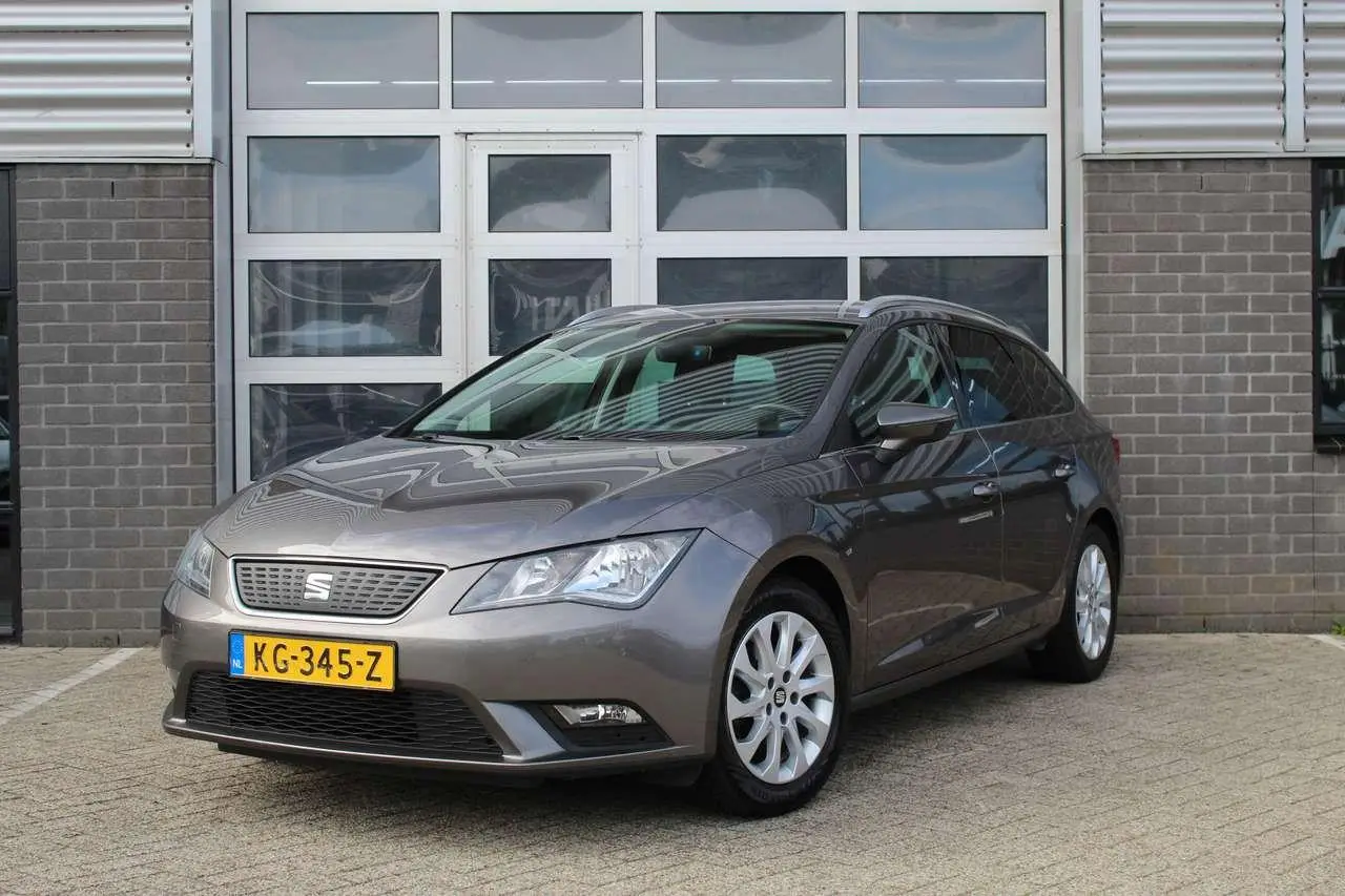 Photo 1 : Seat Leon 2016 Petrol