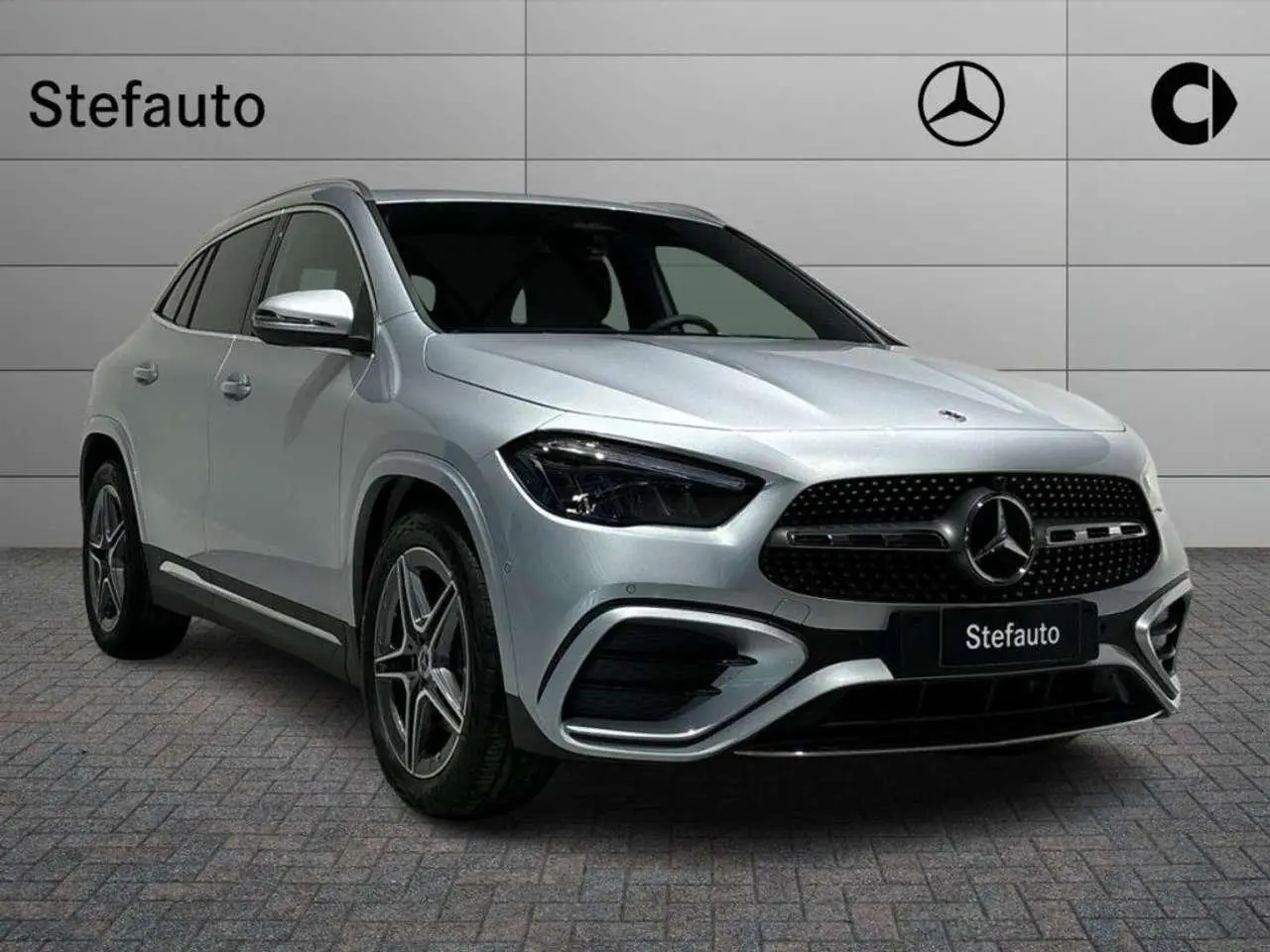 Photo 1 : Mercedes-benz Classe Gla 2024 Diesel