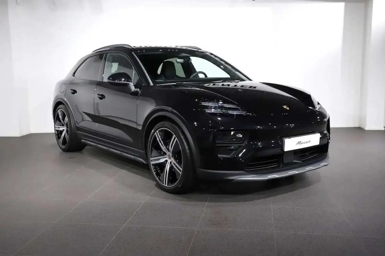 Photo 1 : Porsche Macan 2024 Electric