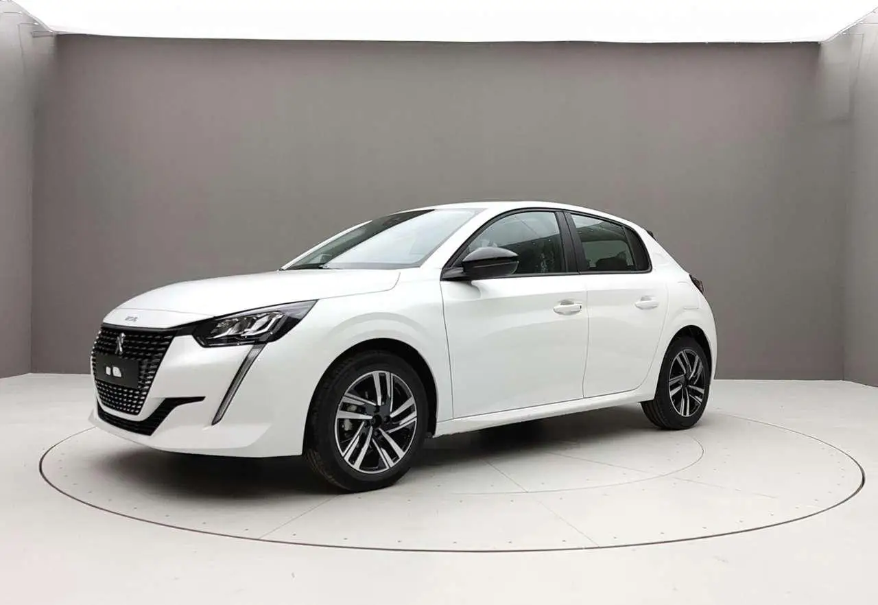 Photo 1 : Peugeot 208 2023 Petrol