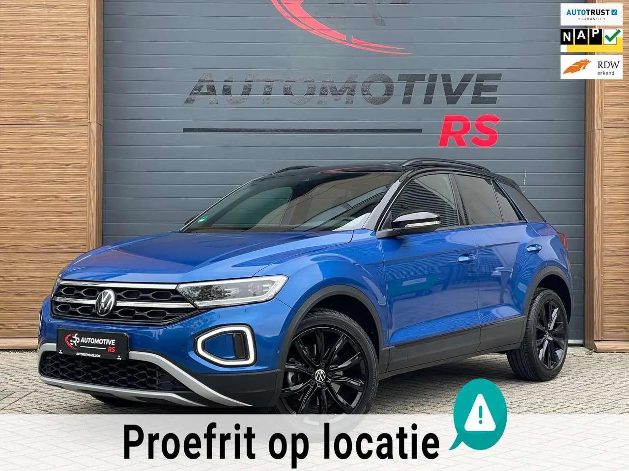 Photo 1 : Volkswagen T-roc 2023 Essence