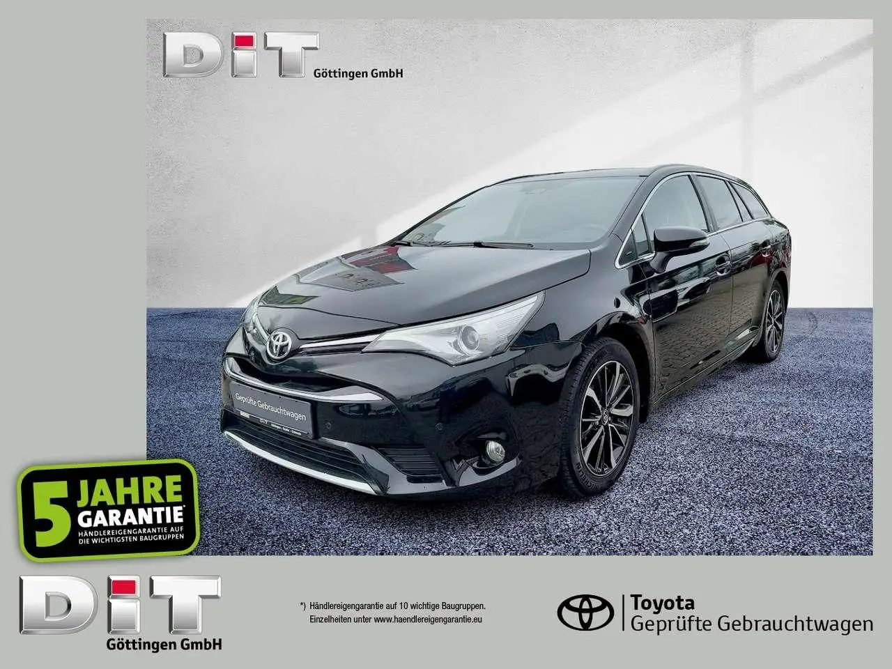 Photo 1 : Toyota Avensis 2018 Petrol