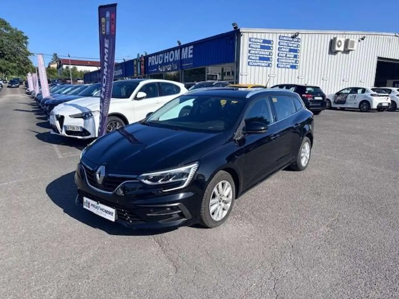 Photo 1 : Renault Megane 2021 Essence