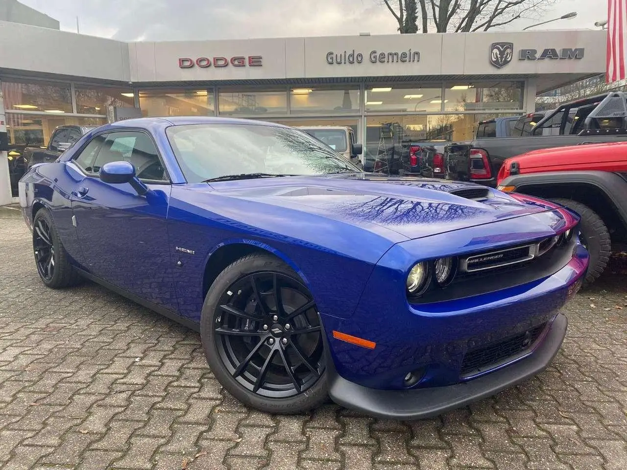 Photo 1 : Dodge Challenger 2023 Petrol