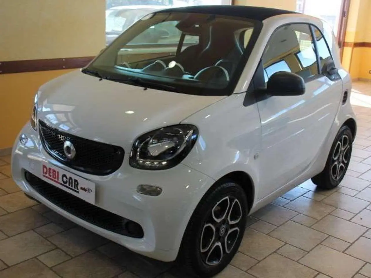 Photo 1 : Smart Fortwo 2018 Petrol