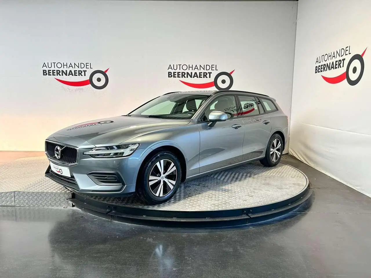 Photo 1 : Volvo V60 2018 Diesel