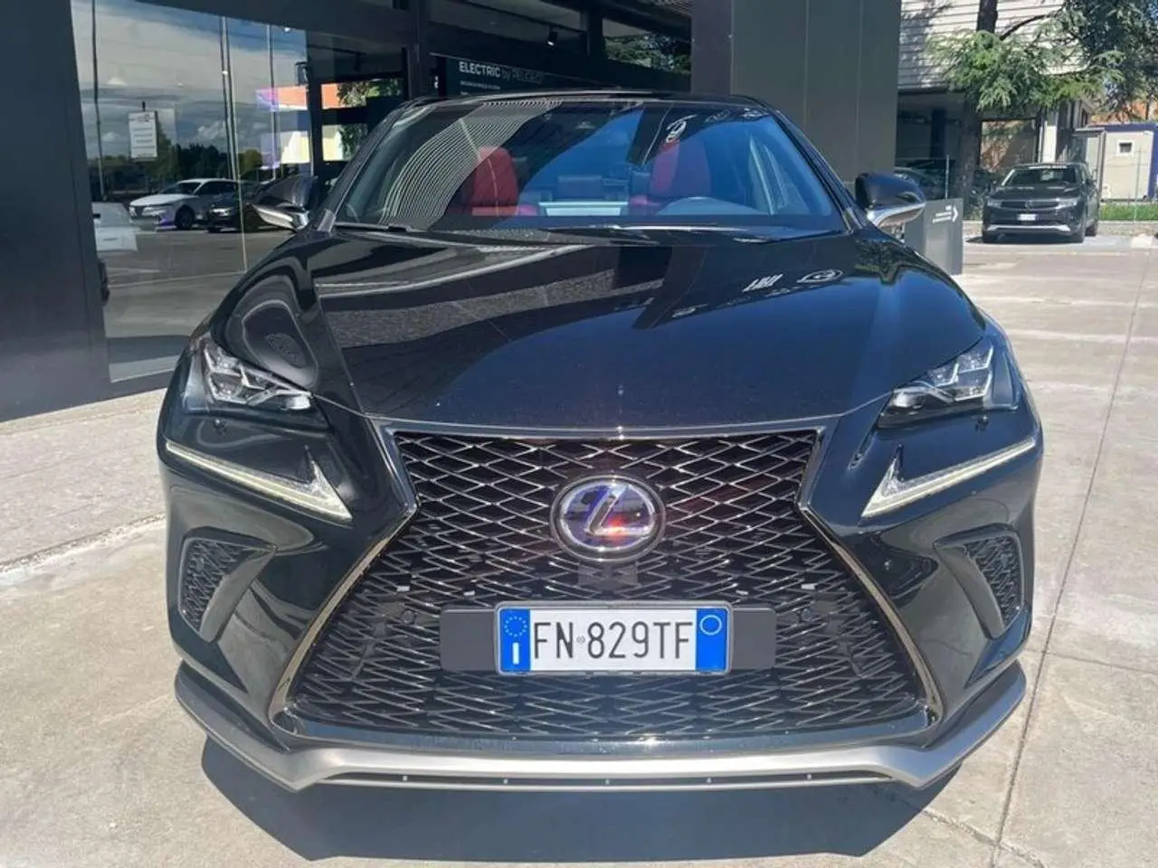 Photo 1 : Lexus Nx 2018 Hybrid