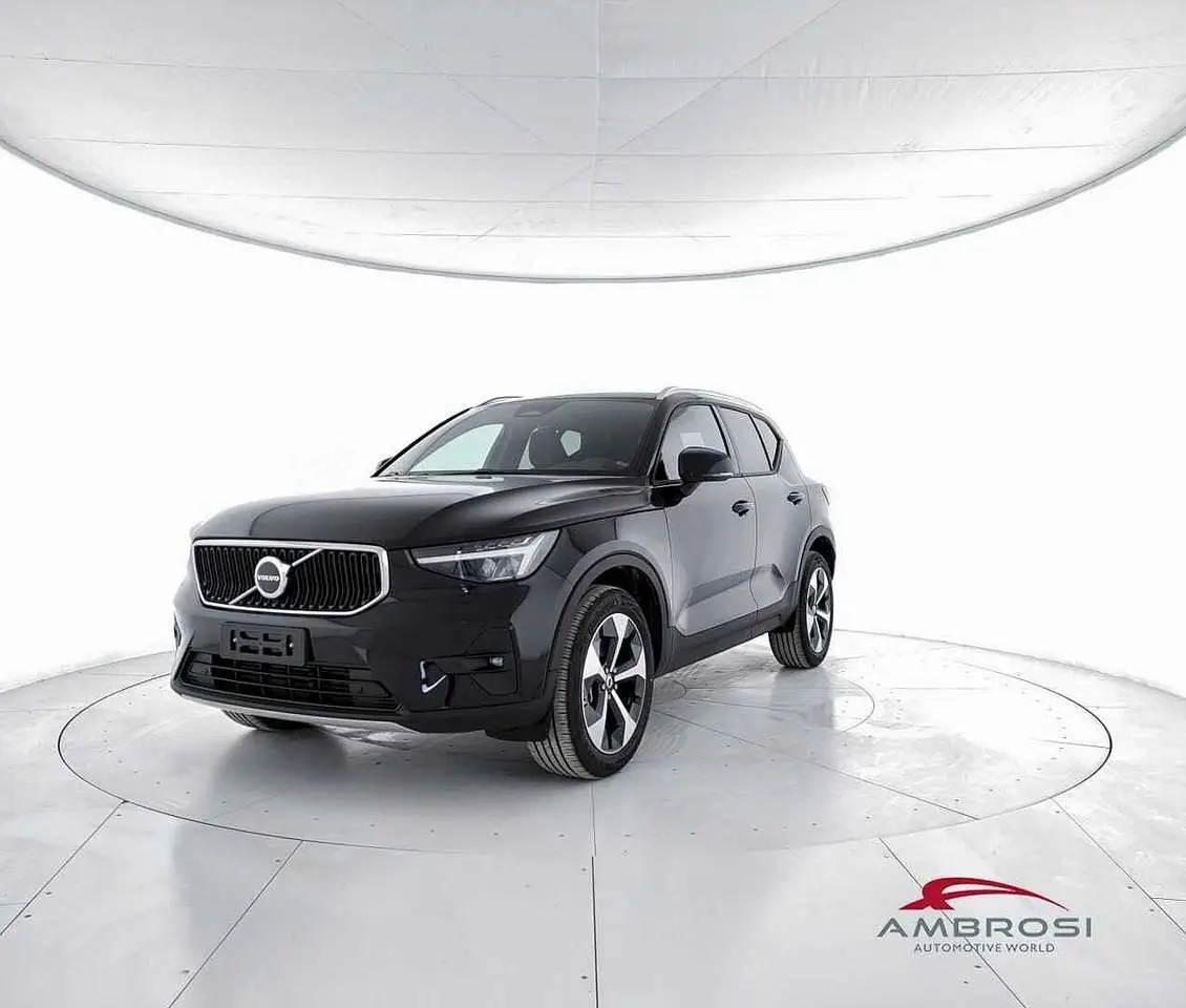 Photo 1 : Volvo Xc40 2024 Hybride