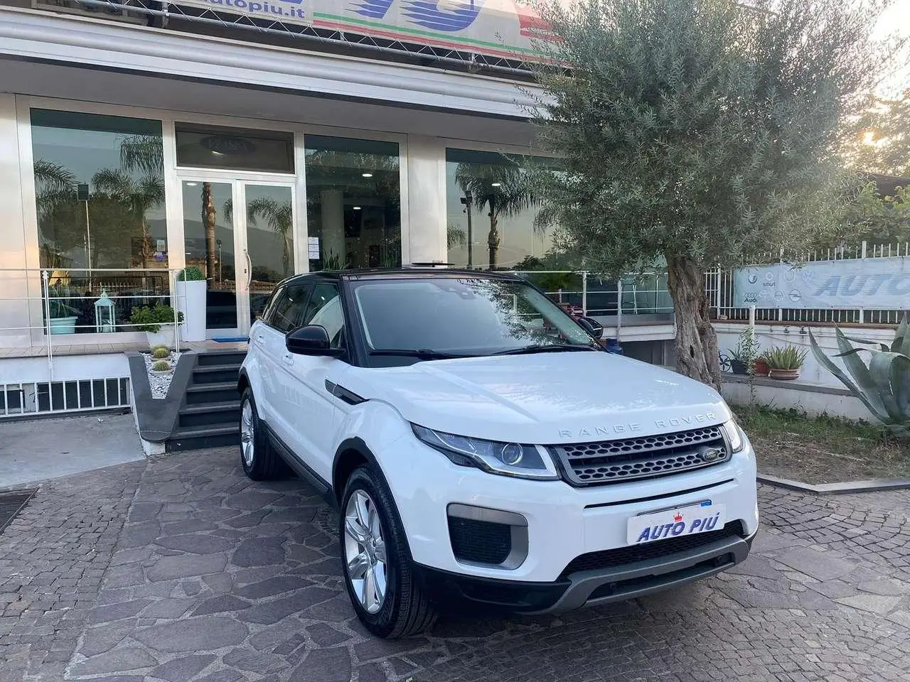 Photo 1 : Land Rover Range Rover Evoque 2016 Diesel