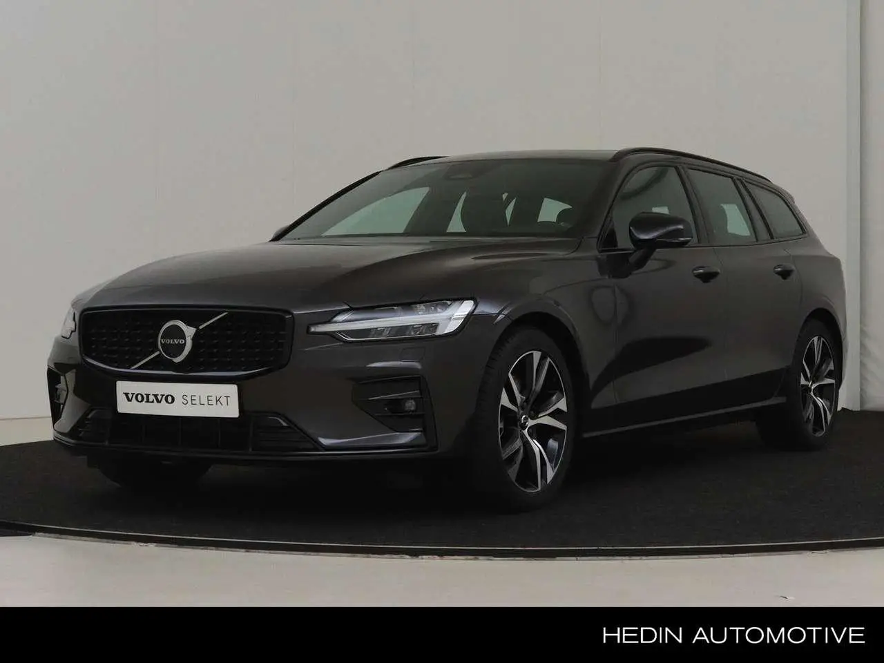 Photo 1 : Volvo V60 2023 Hybrid