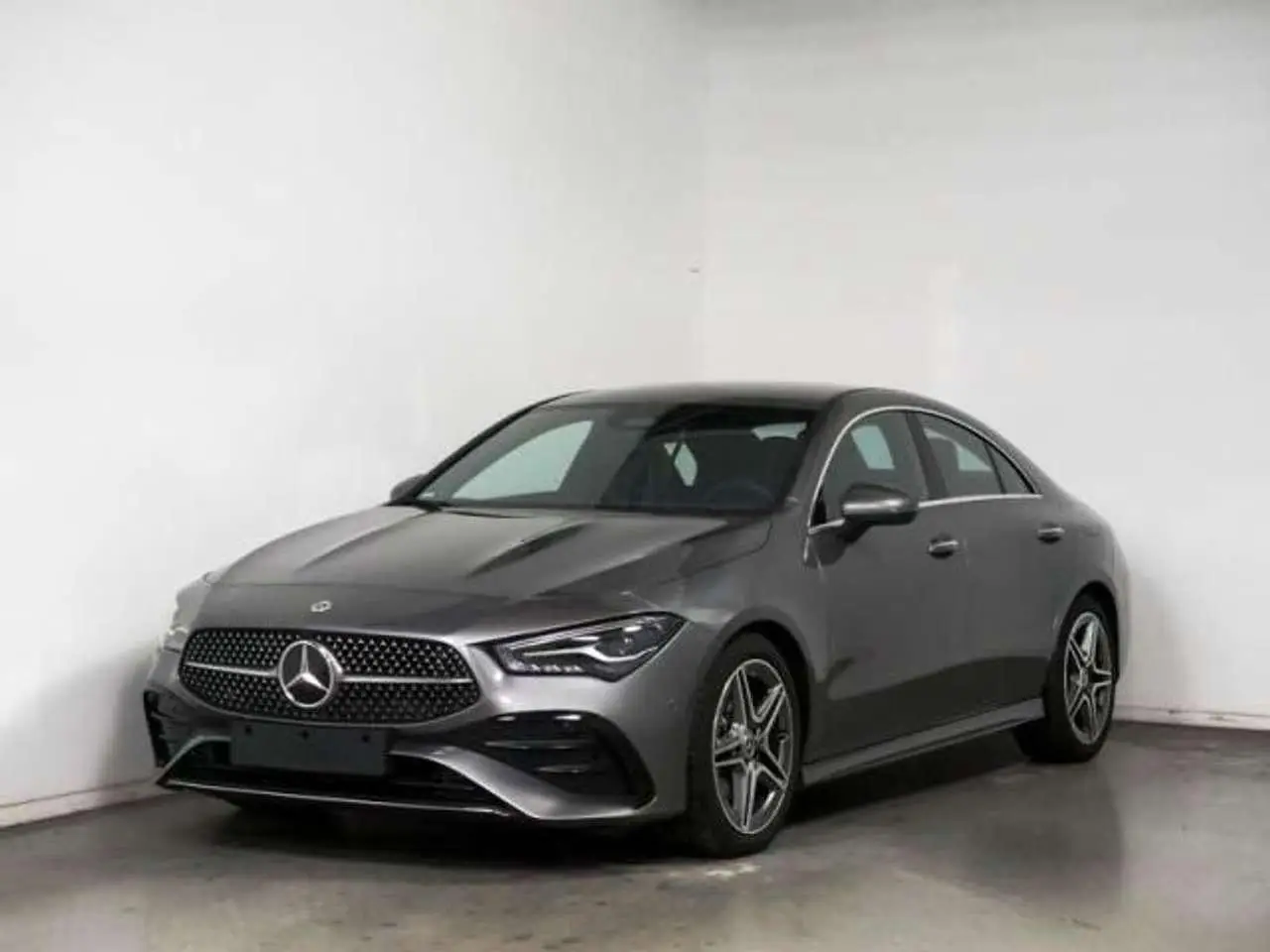 Photo 1 : Mercedes-benz Classe Cla 2023 Hybride