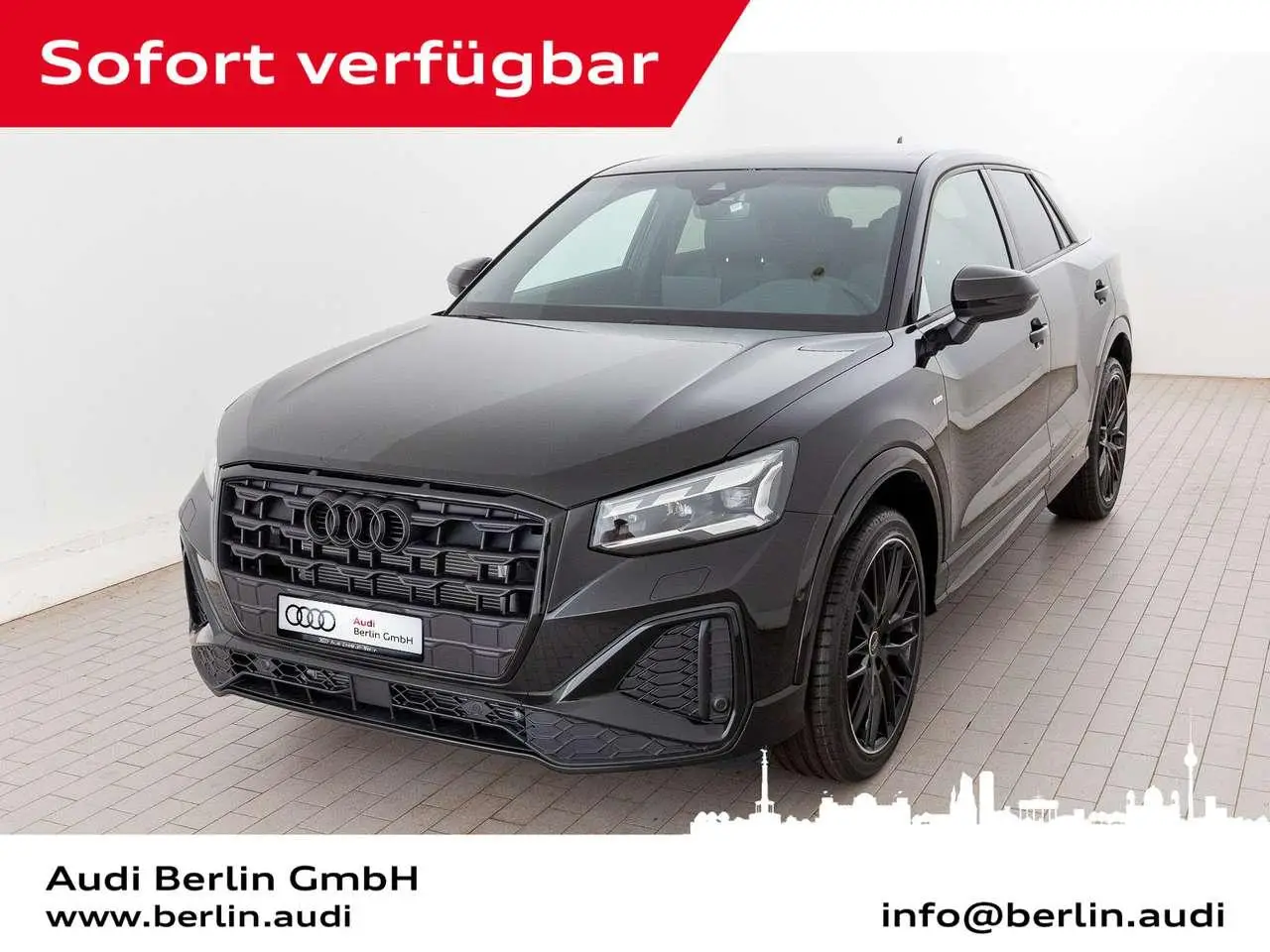 Photo 1 : Audi Q2 2024 Petrol