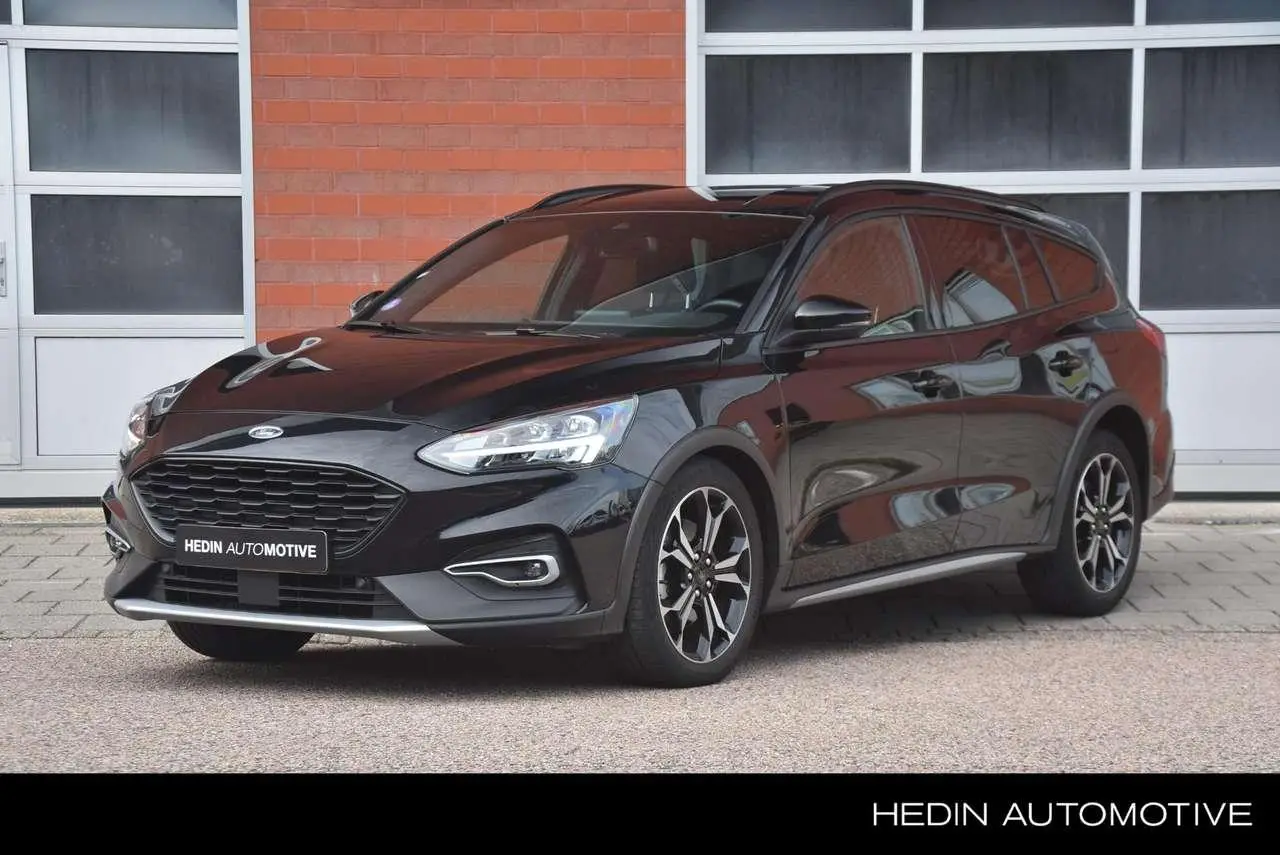 Photo 1 : Ford Focus 2020 Petrol