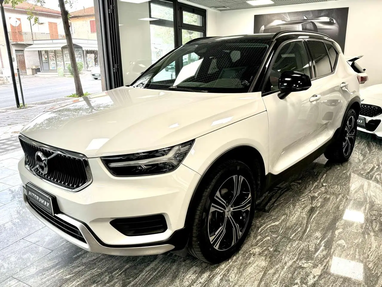 Photo 1 : Volvo Xc40 2019 Diesel