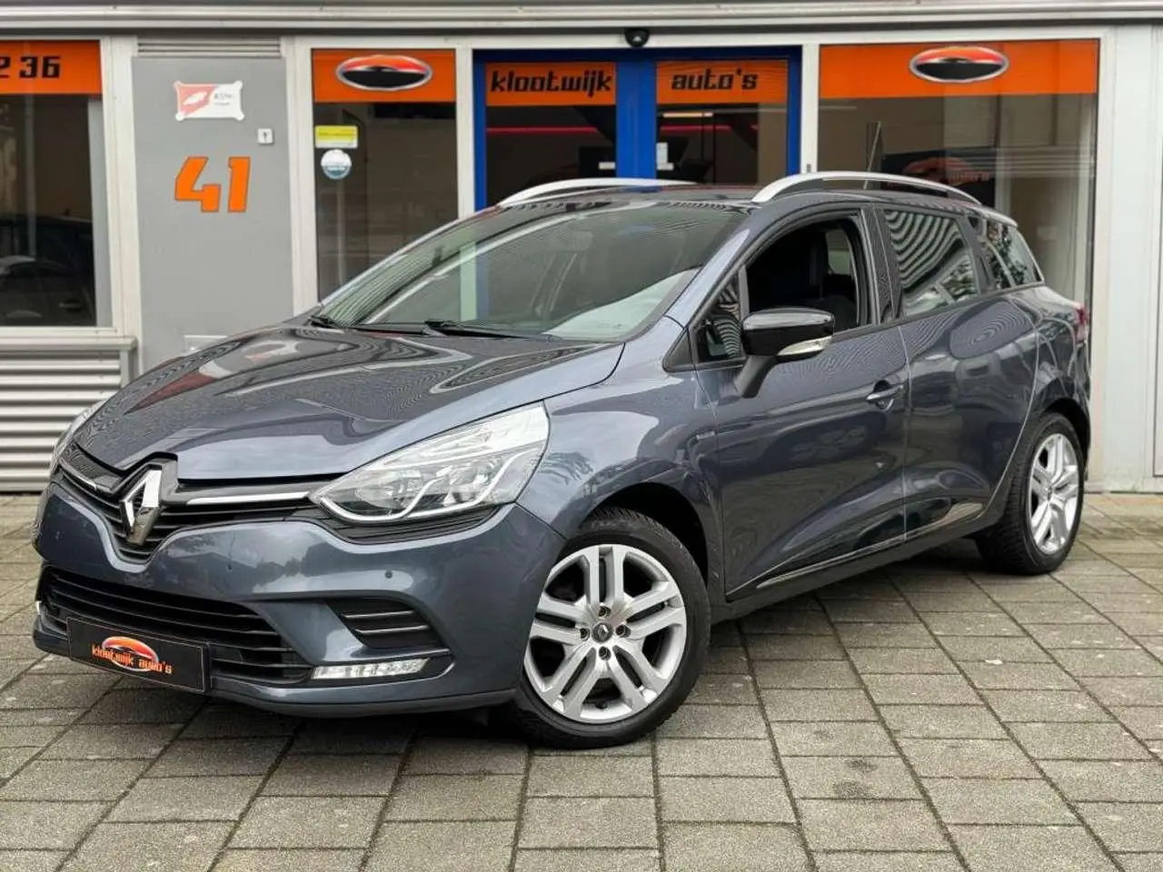 Photo 1 : Renault Clio 2020 Petrol