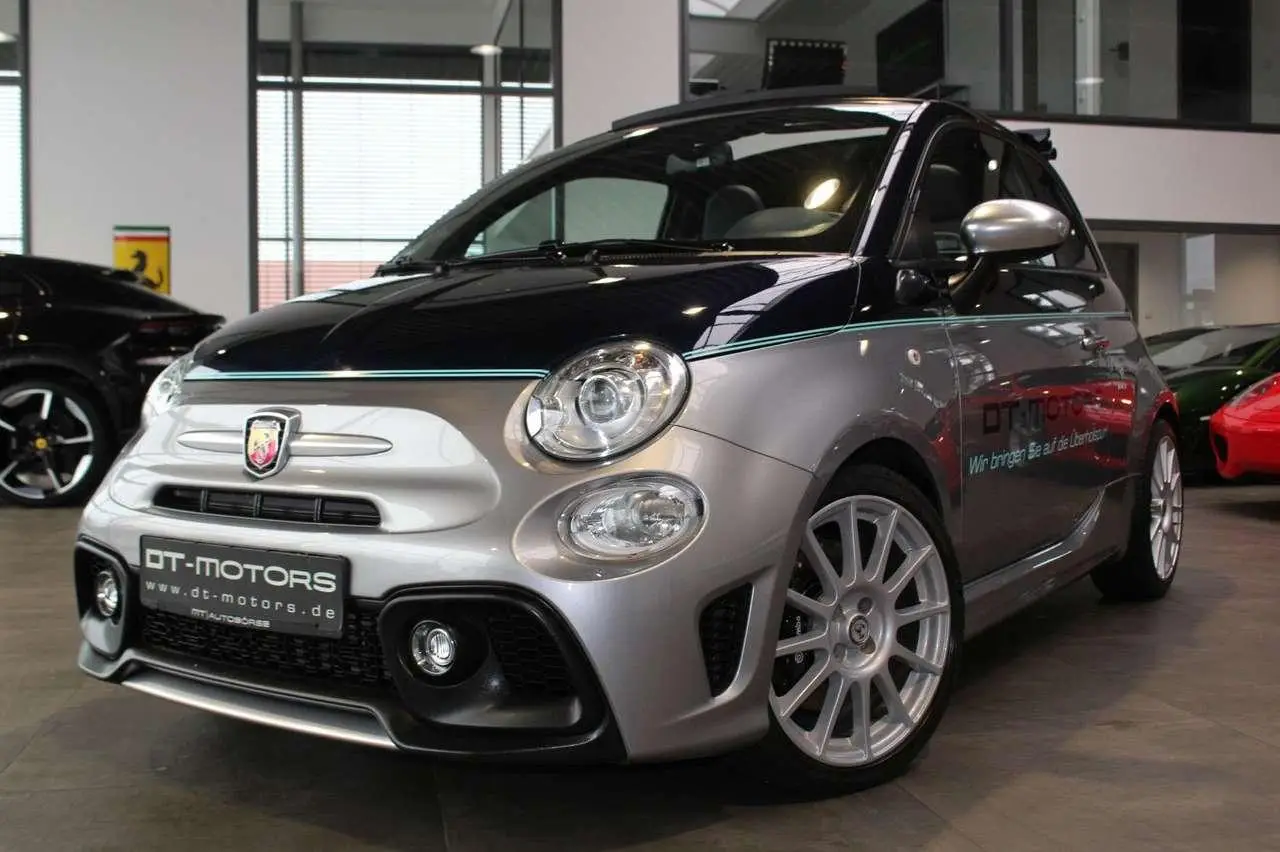 Photo 1 : Abarth 695 2018 Essence