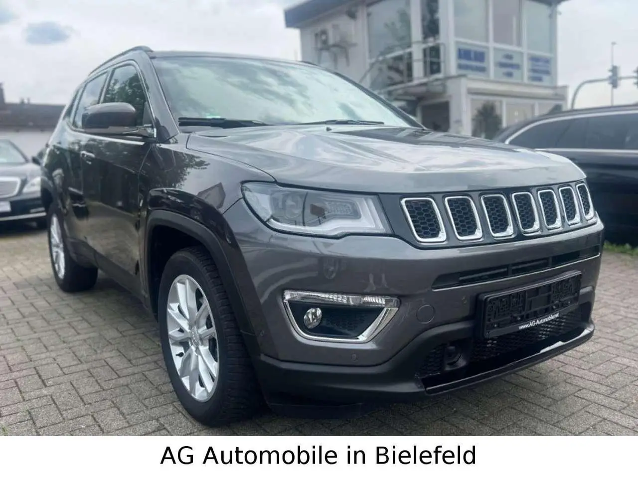 Photo 1 : Jeep Compass 2020 Petrol