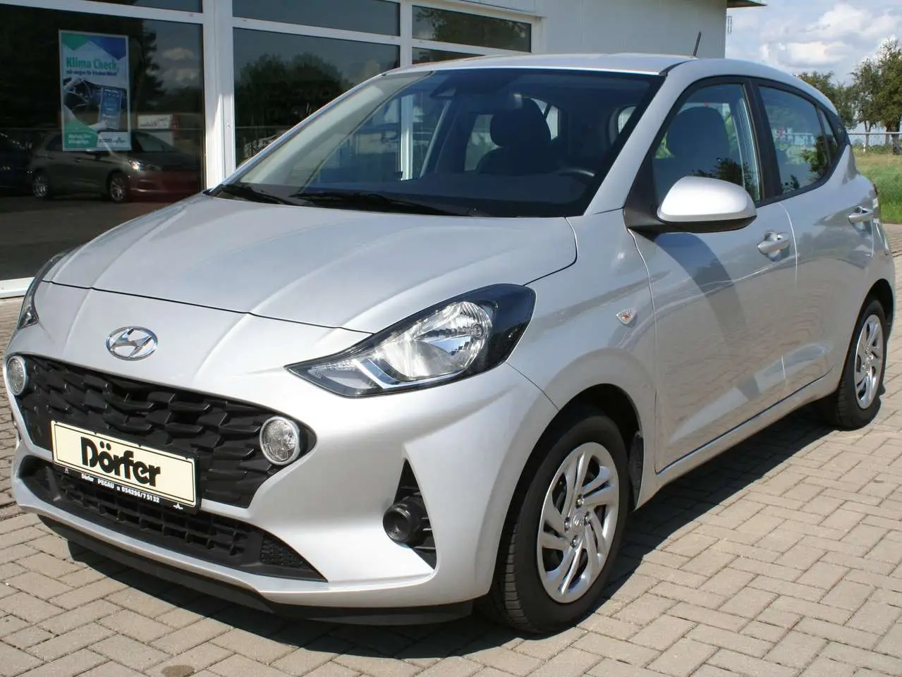 Photo 1 : Hyundai I10 2022 Essence