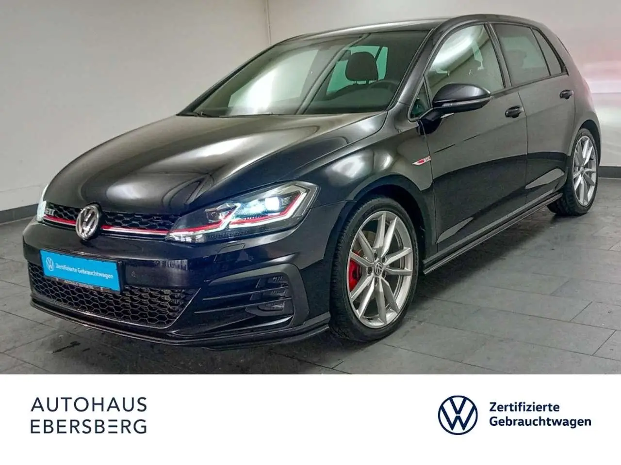 Photo 1 : Volkswagen Golf 2017 Petrol