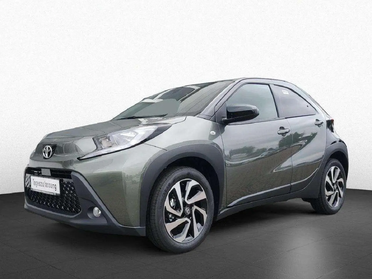 Photo 1 : Toyota Aygo X 2024 Essence