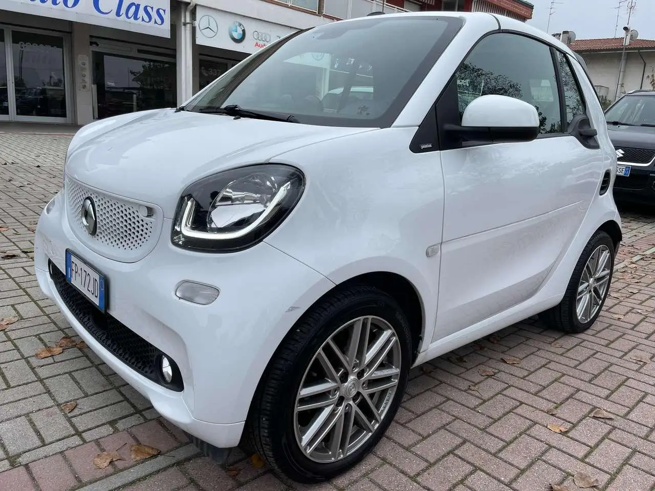 Photo 1 : Smart Fortwo 2018 Petrol