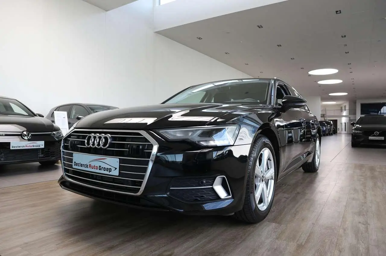 Photo 1 : Audi A6 2023 Hybride