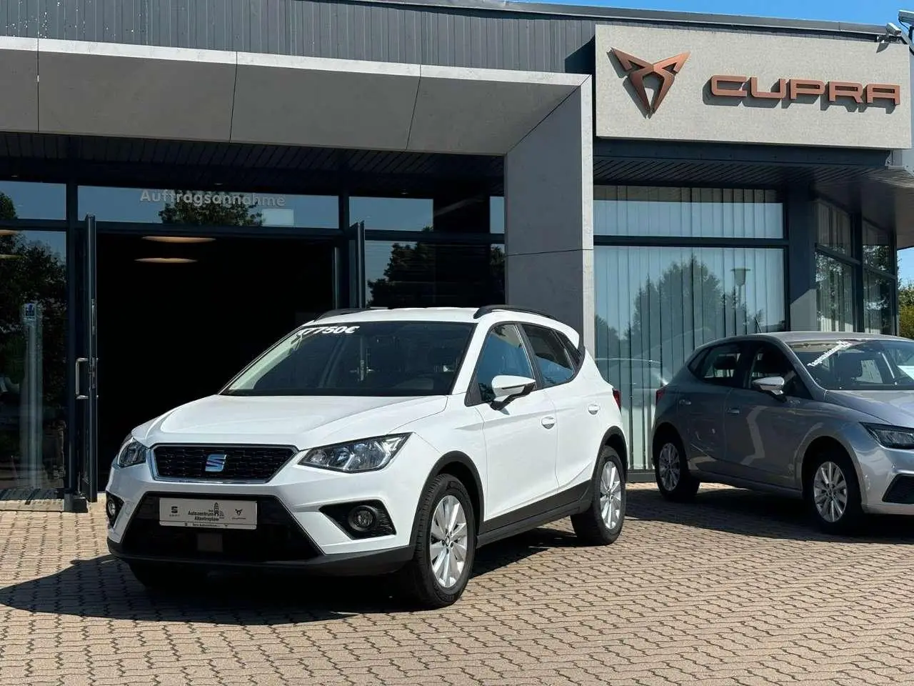 Photo 1 : Seat Arona 2021 Essence