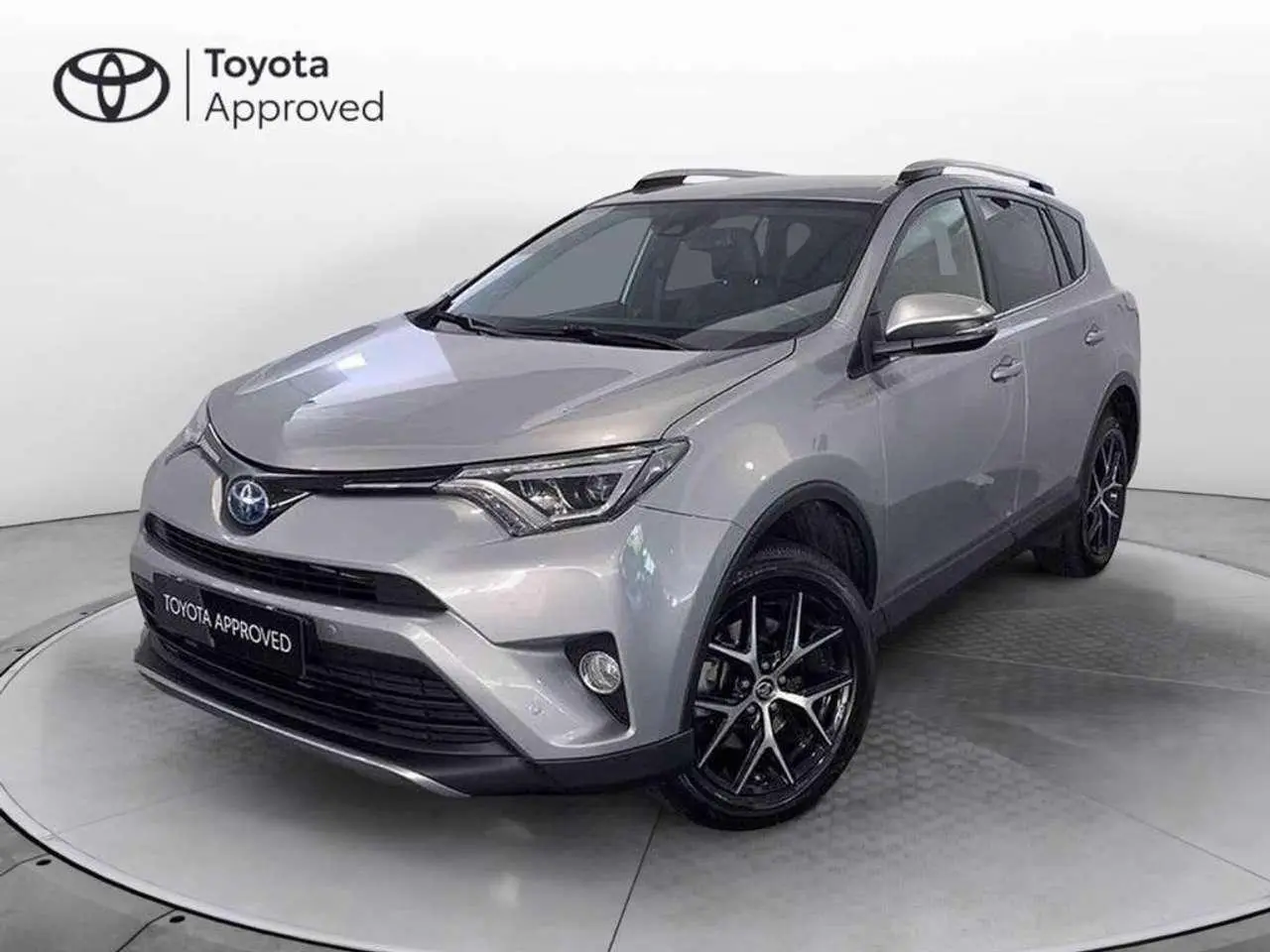 Photo 1 : Toyota Rav4 2017 Hybrid