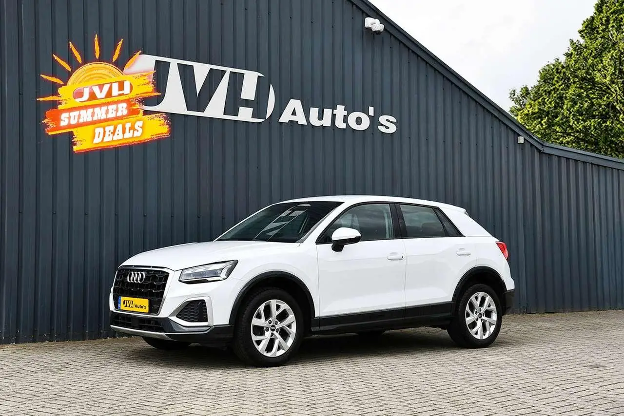 Photo 1 : Audi Q2 2021 Essence