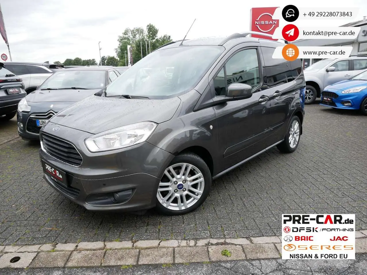 Photo 1 : Ford Tourneo 2017 Essence