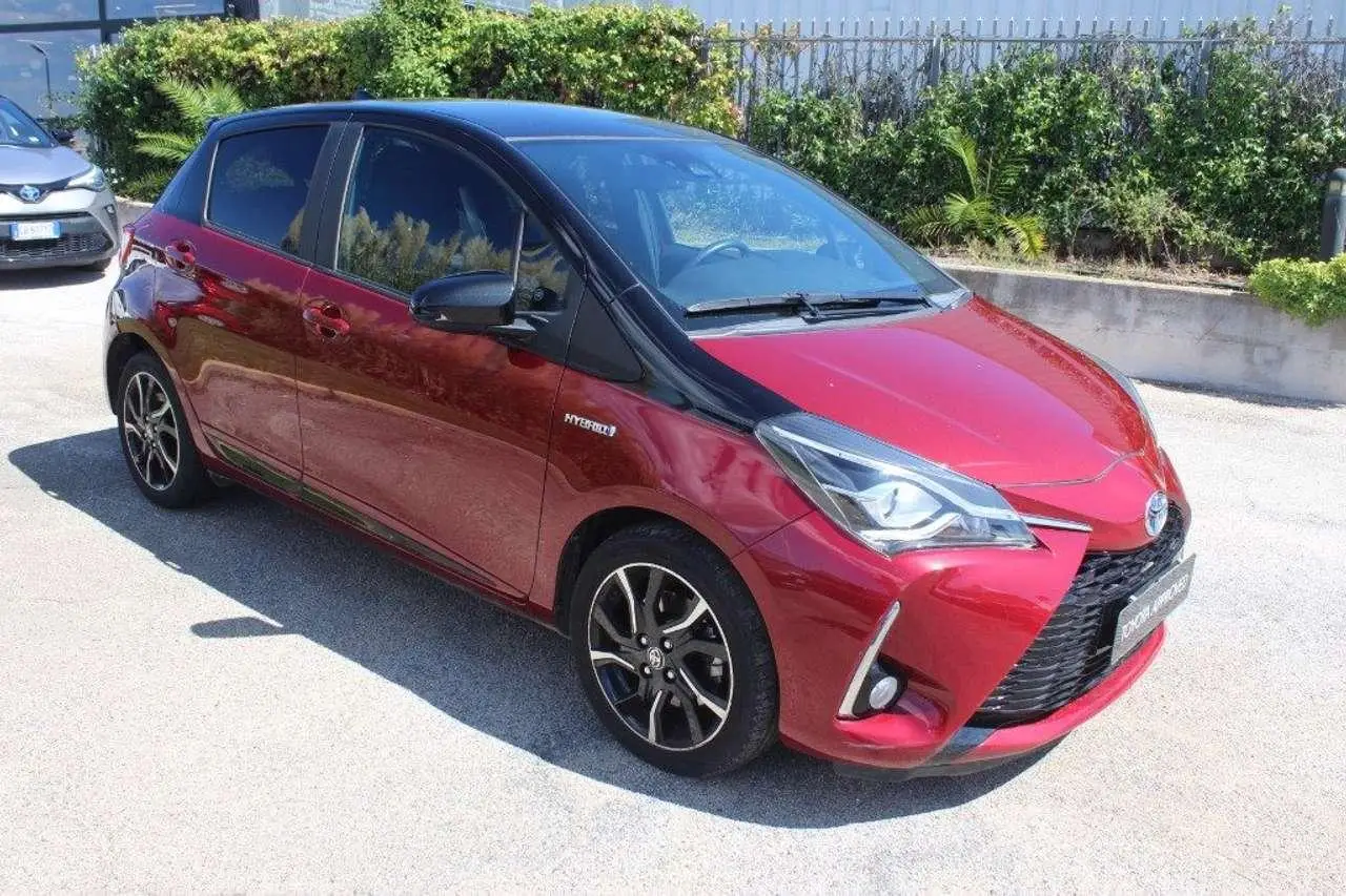 Photo 1 : Toyota Yaris 2018 Hybrid