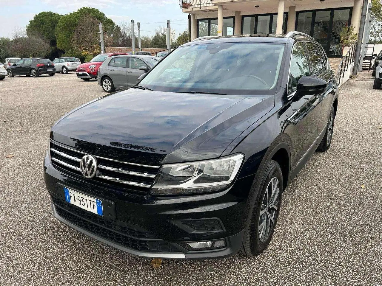 Photo 1 : Volkswagen Tiguan 2019 Diesel