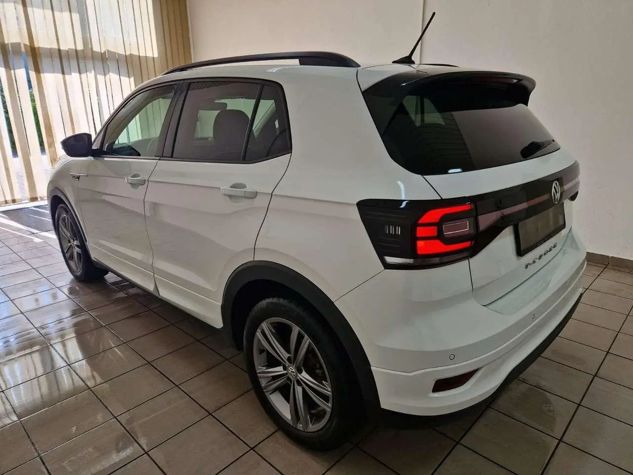 Photo 1 : Volkswagen T-cross 2019 Essence