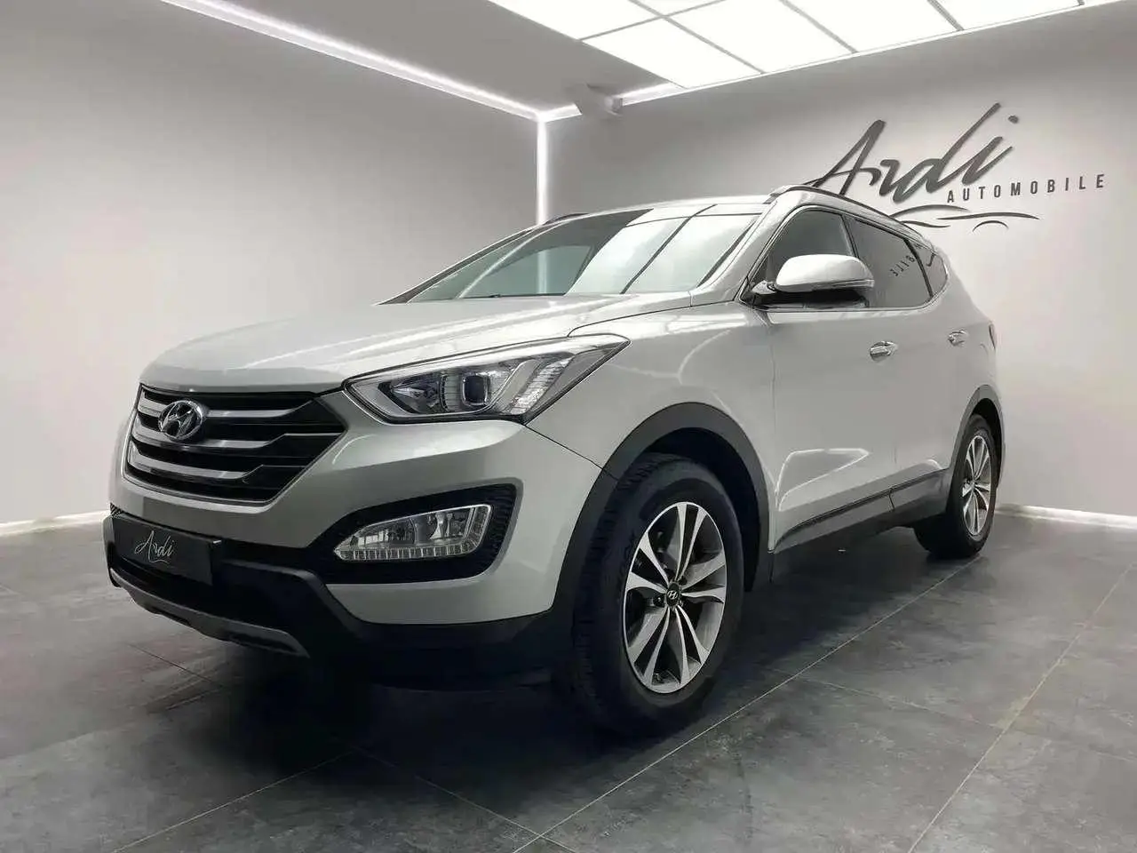 Photo 1 : Hyundai Santa Fe 2015 Diesel