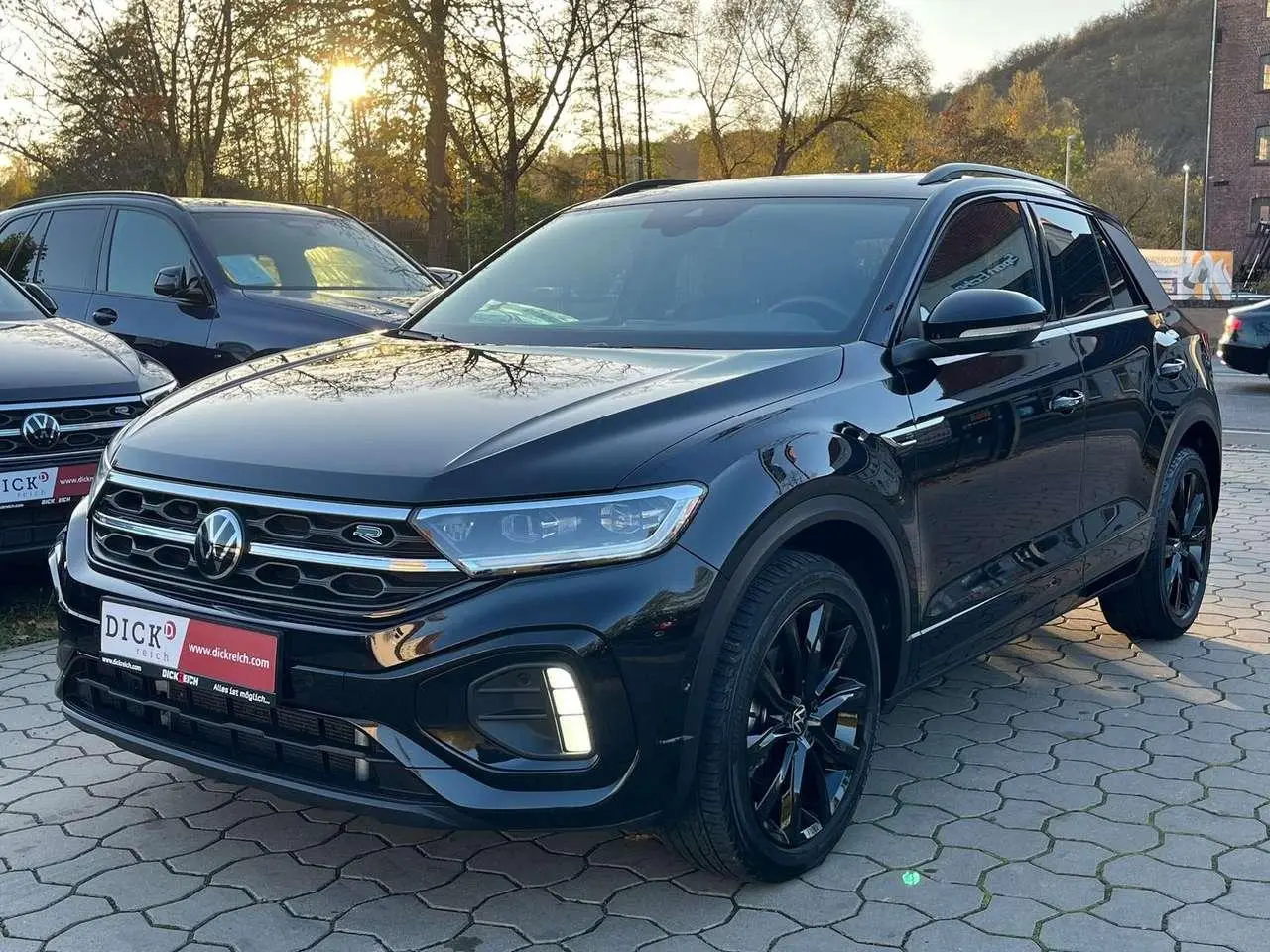 Photo 1 : Volkswagen T-roc 2024 Essence