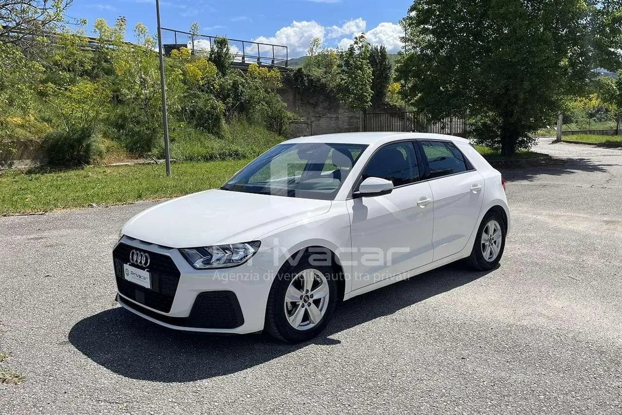 Photo 1 : Audi A1 2023 Petrol