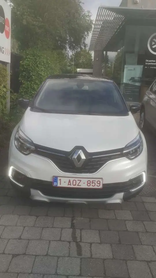 Photo 1 : Renault Captur 2019 Essence