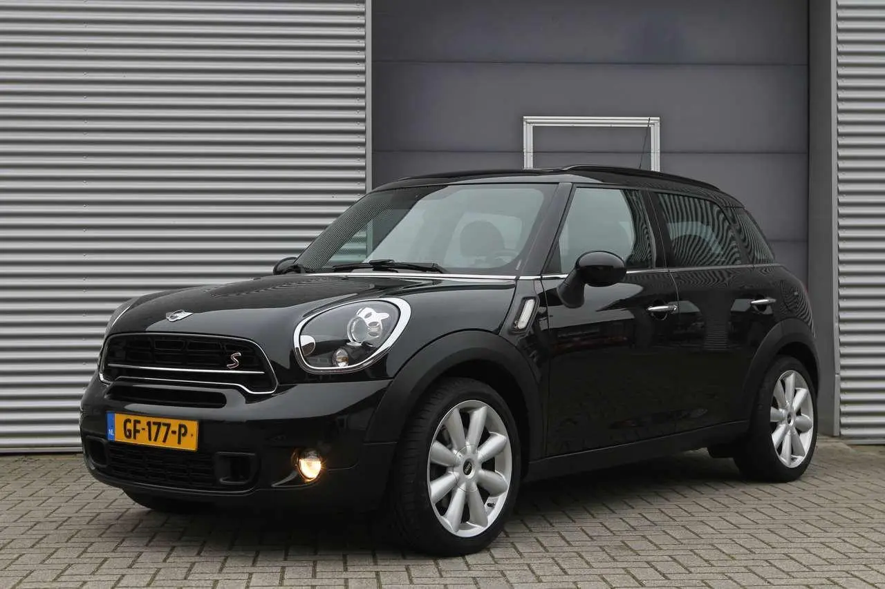 Photo 1 : Mini Cooper 2015 Petrol